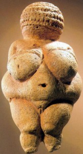 La Venere di Willendorf, divinità femminile paleolitica.