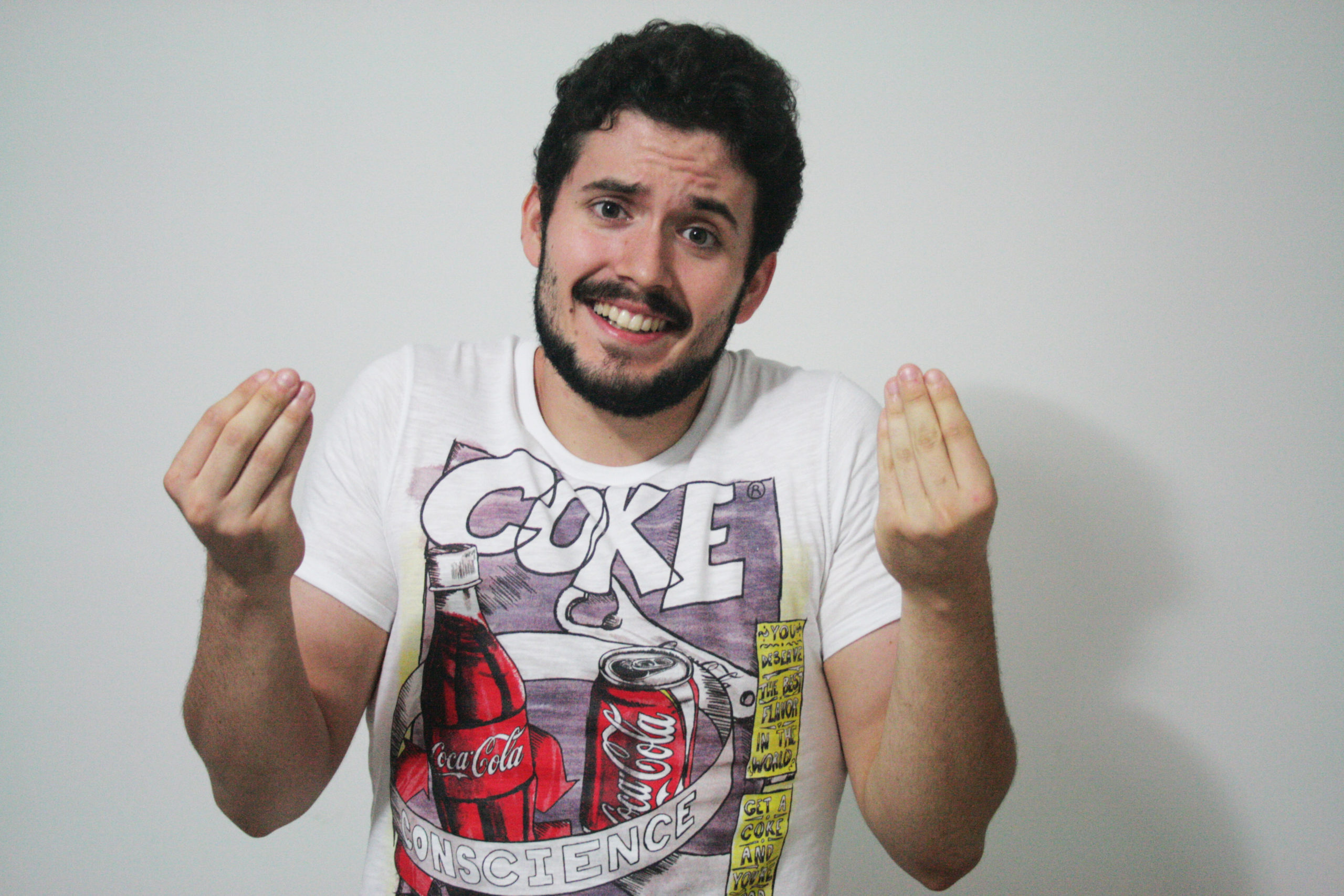 сильвио берлускони мем. дольче габбана моника италия. итальянцы жестикулируют. жесты итальянцев. итальянцы жестикулируют.